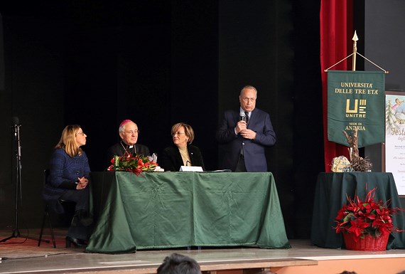 Festa degli Auguri all'insegna della musica e della solidarietà